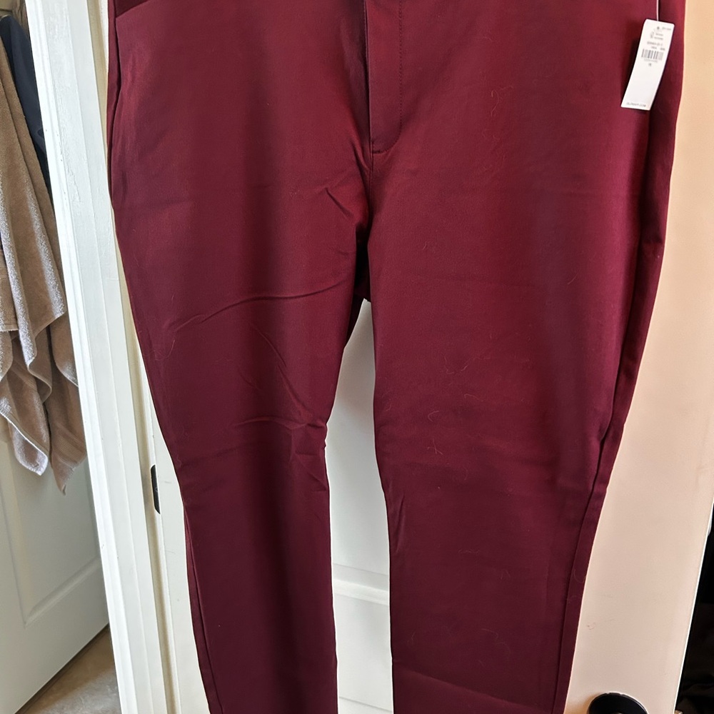 Old Navy Women's Burgundy Chinos